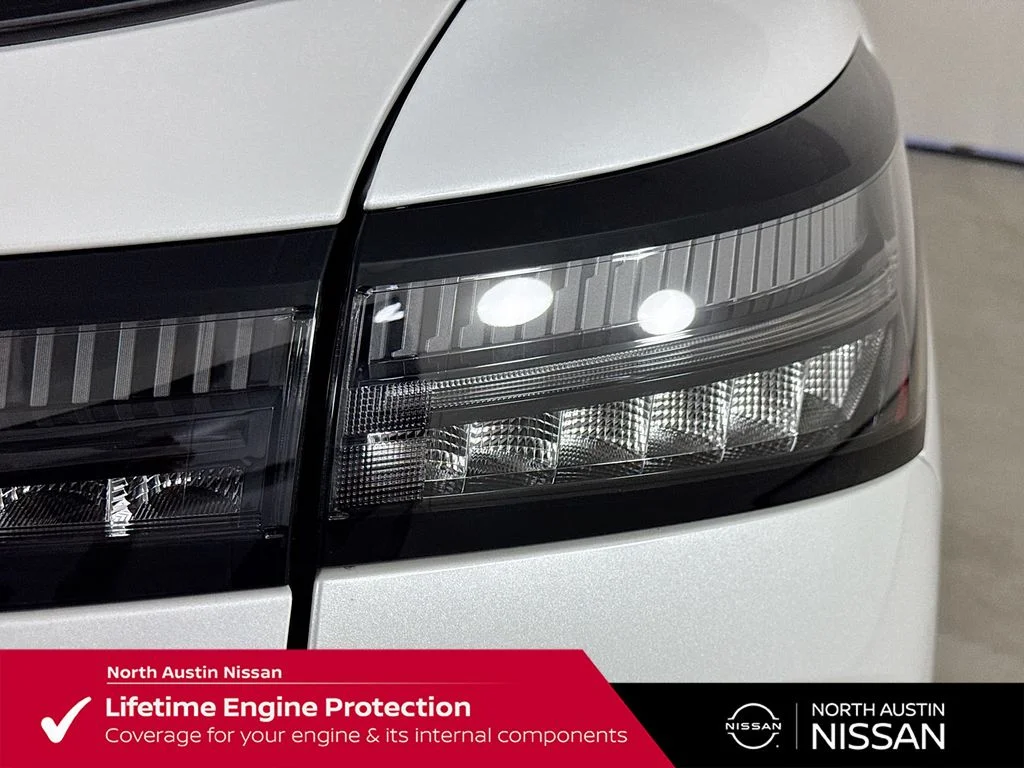 New 2026 White Nissan Platinum image 34