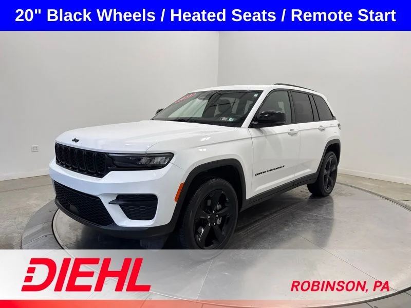 Used 2023 White Jeep Altitude X image 3
