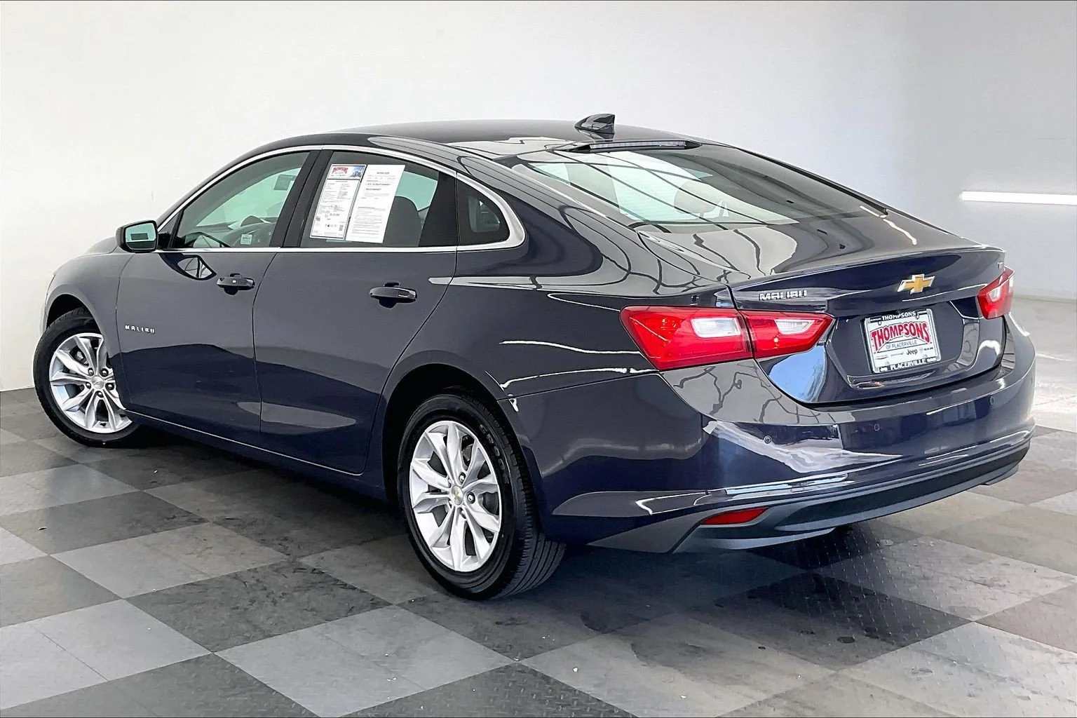 Used 2025 Night Shade Metallic Chevrolet LT image 10