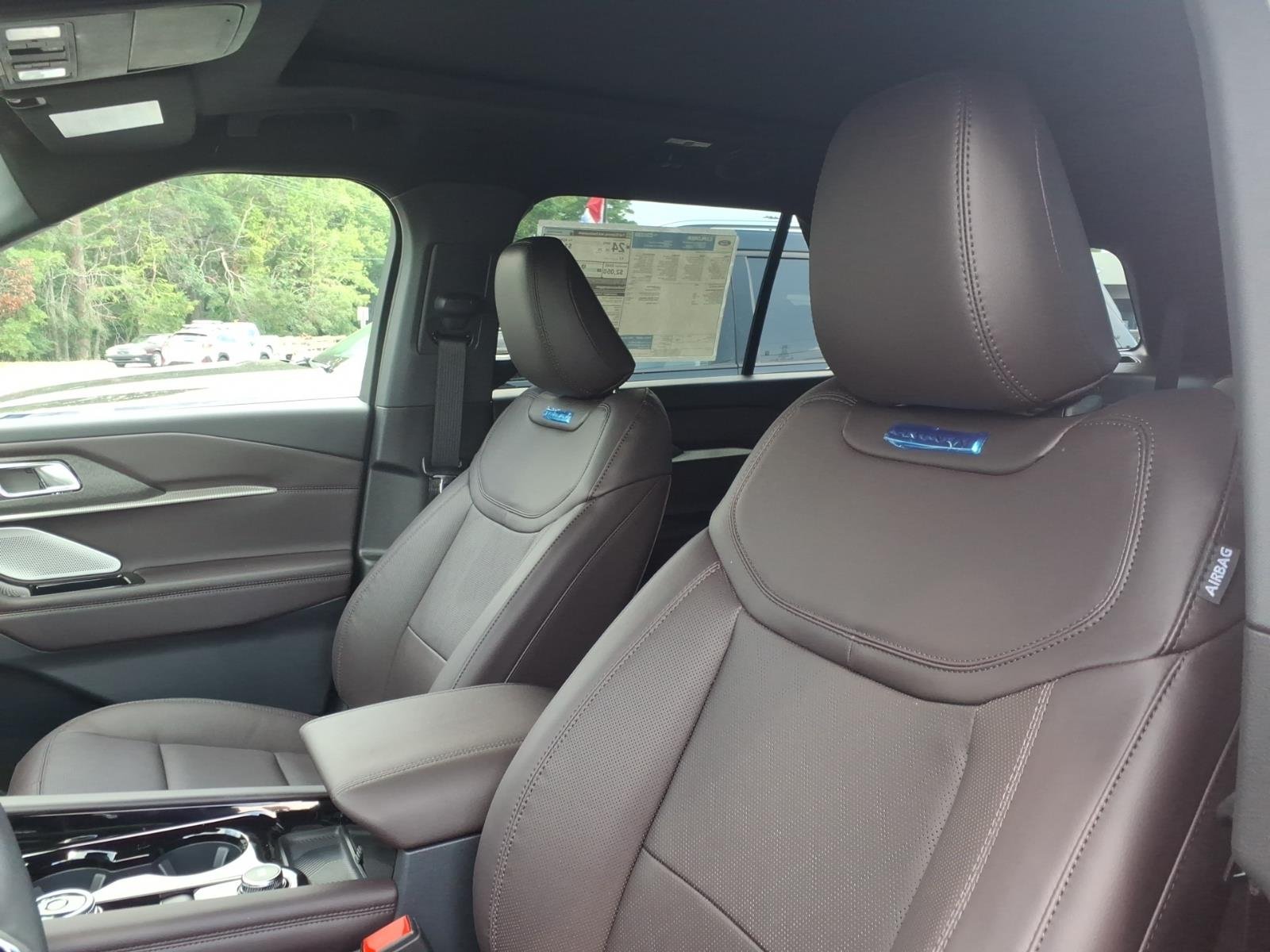 New 2026 Rapid Red Metallic Tinted Clearcoat Ford Platinum™ image 18