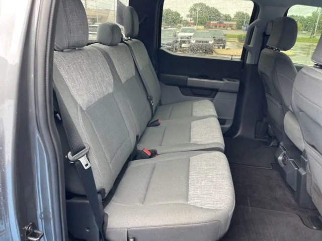 Used 2022 Gray Ford  image 21