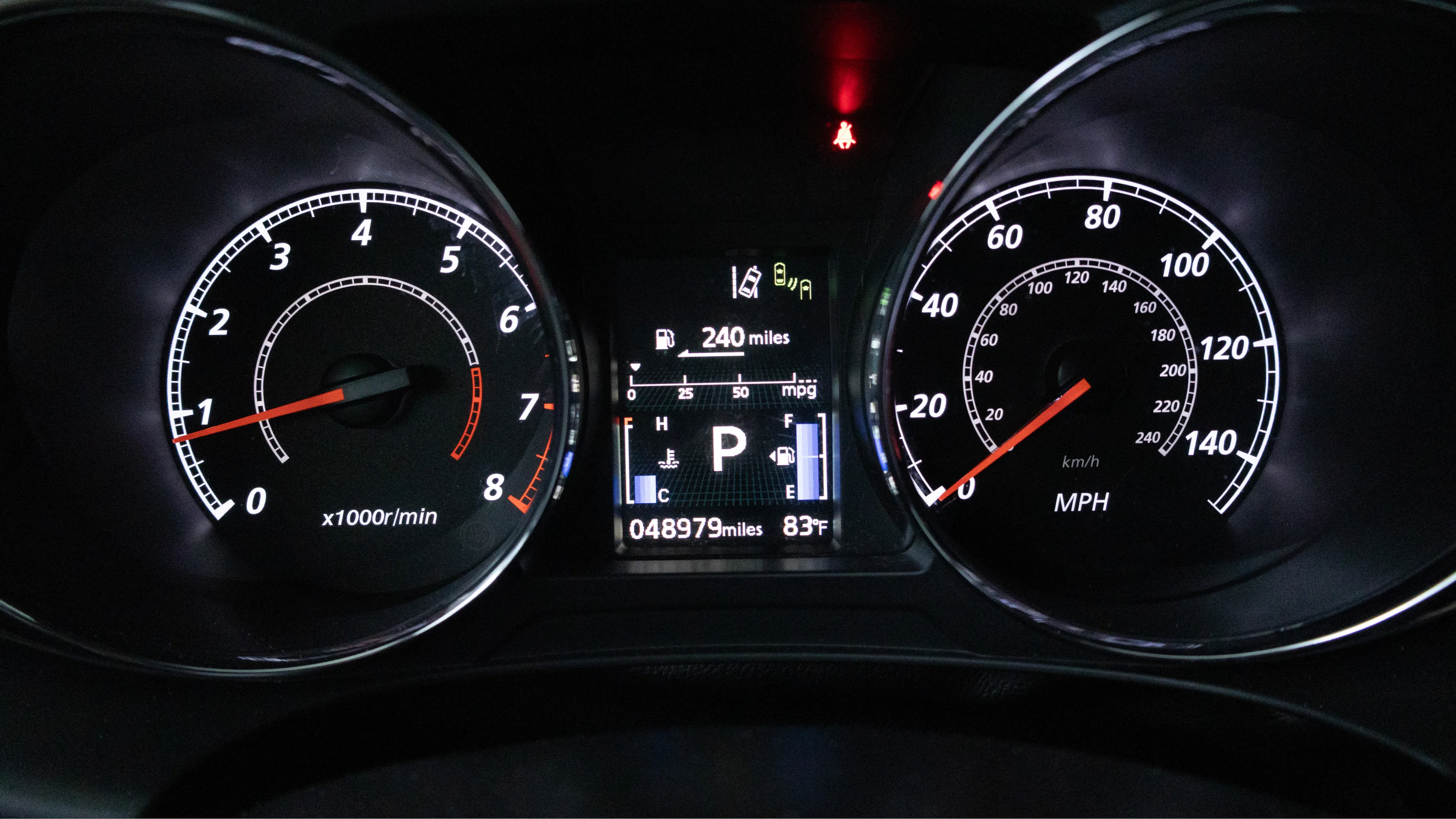 Used 2024 Silver Mitsubishi S image 18