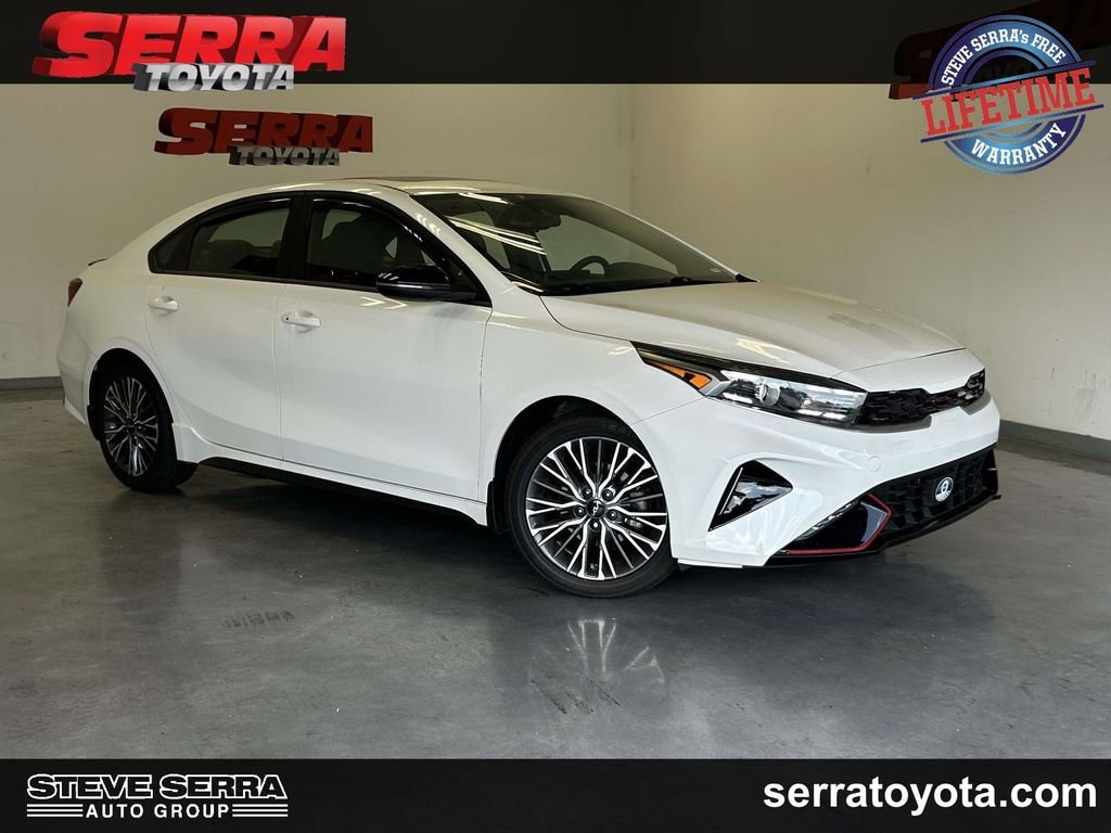 2024 Kia Forte GT-Line AT's photo