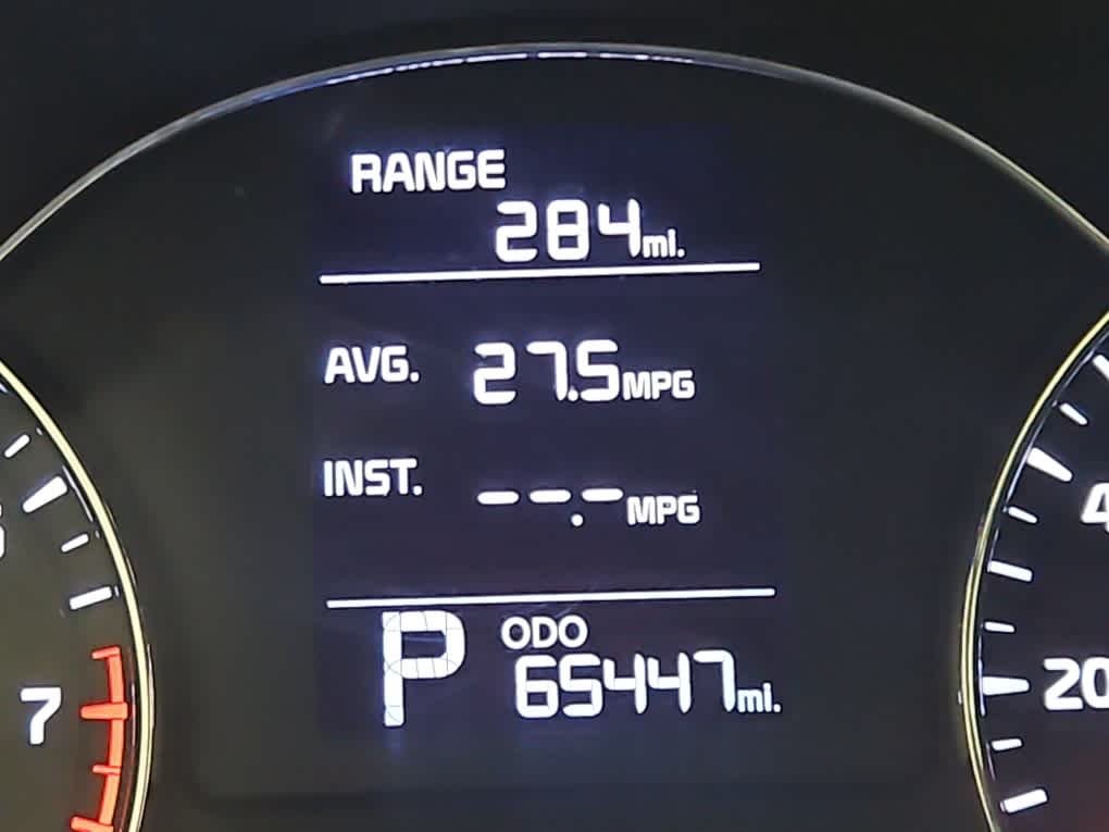 Used 2015 Silky Silver Kia LX image 7