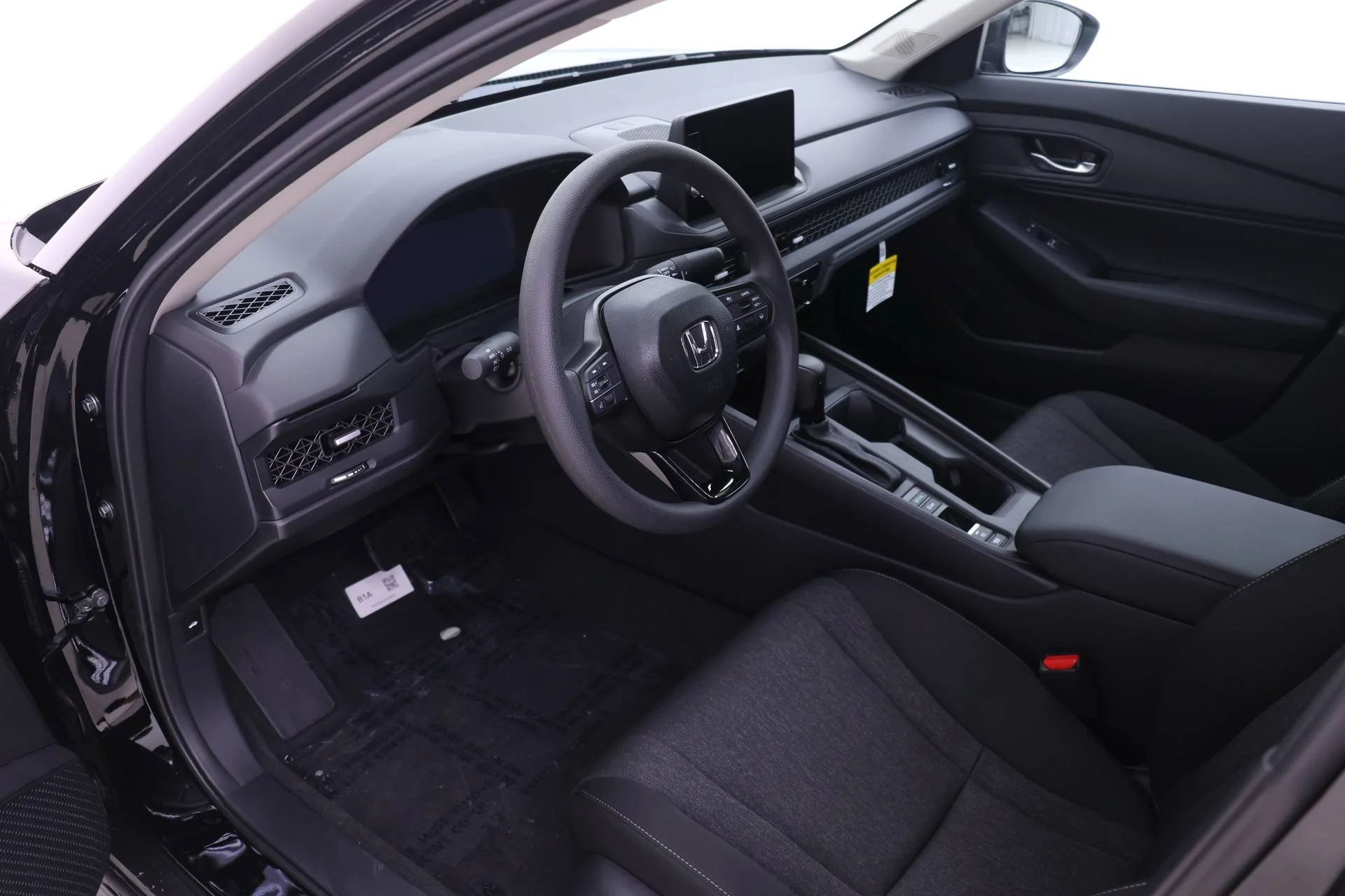New 2026 Black Honda SE image 3