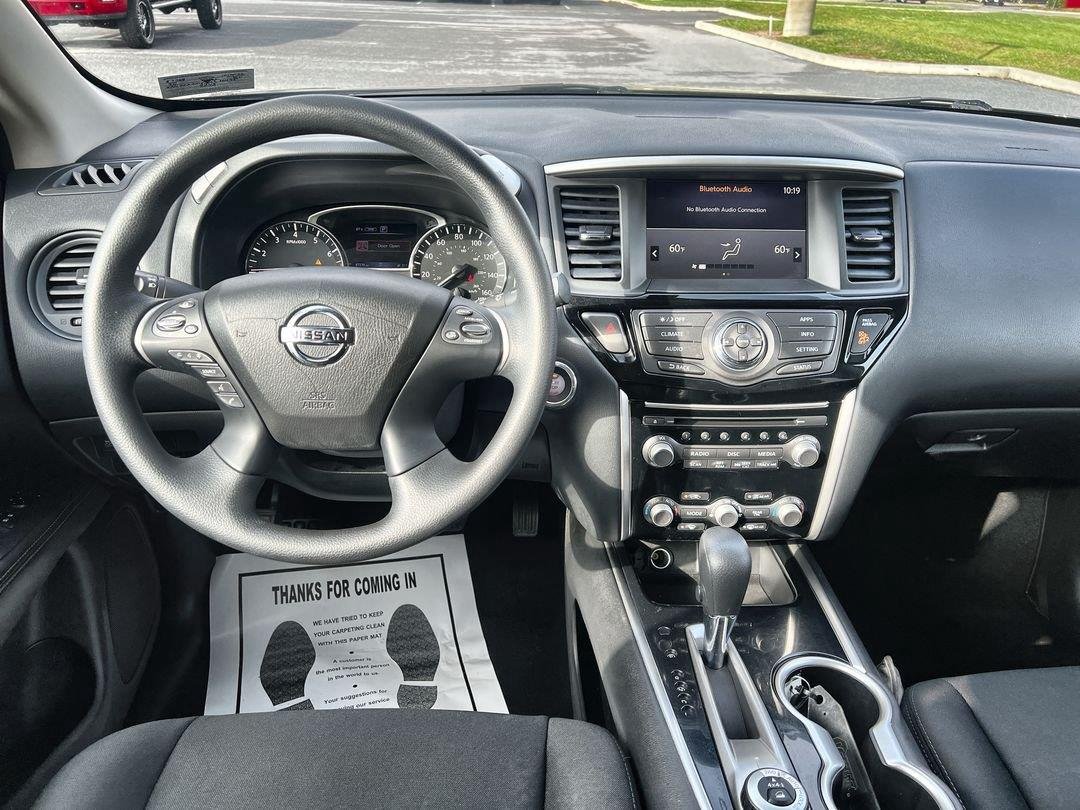 Used 2020 Magnetic Black Pearl Nissan S image 10