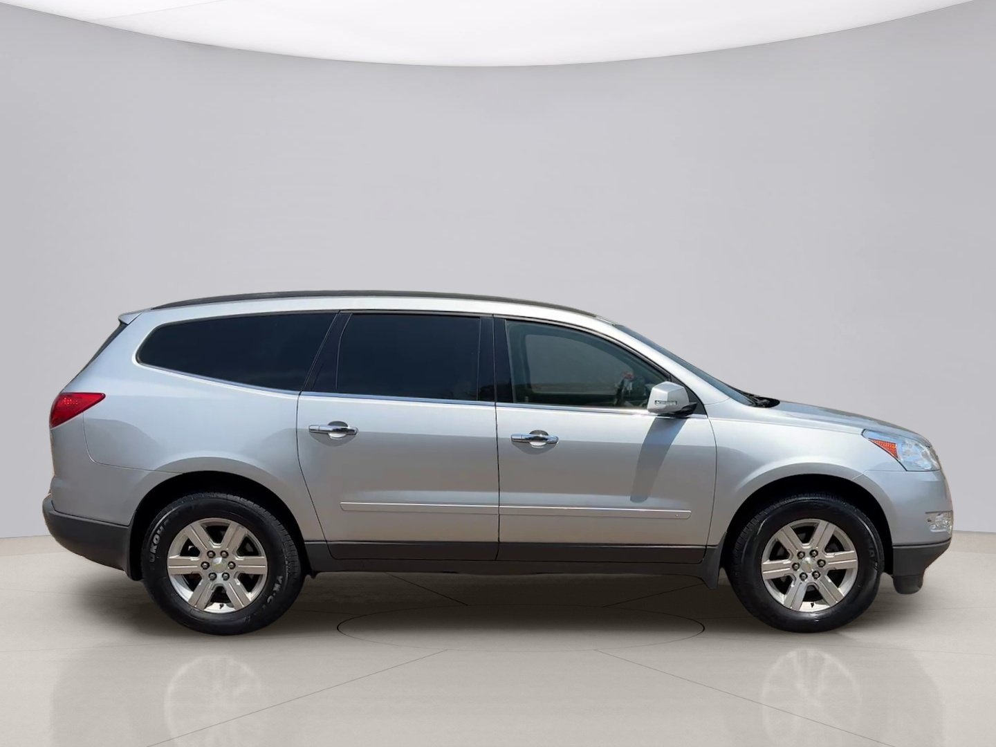Used 2012 Silver Chevrolet 2LT AWD image 6