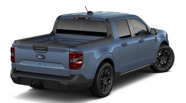 New 2026 Azure Gray Metallic Tri-Coat Ford XLT image 3