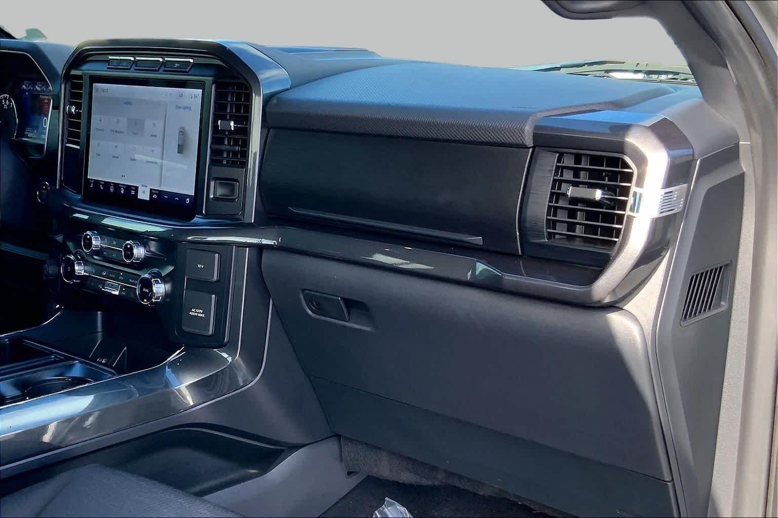 Used 2023 Iconic Silver Metallic Ford XLT image 17