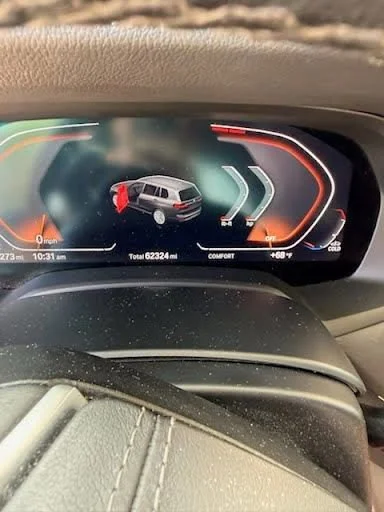 Used 2020 Blue BMW xDrive40i image 3
