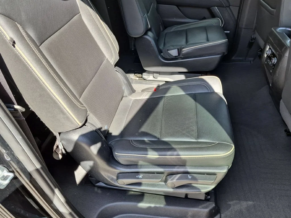 Used 2023 Black Chevrolet Premier image 29