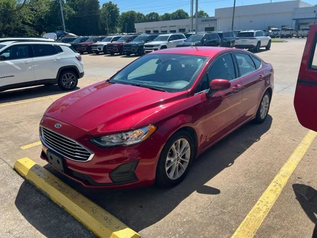 2020 Ford Fusion SE FWD's photo