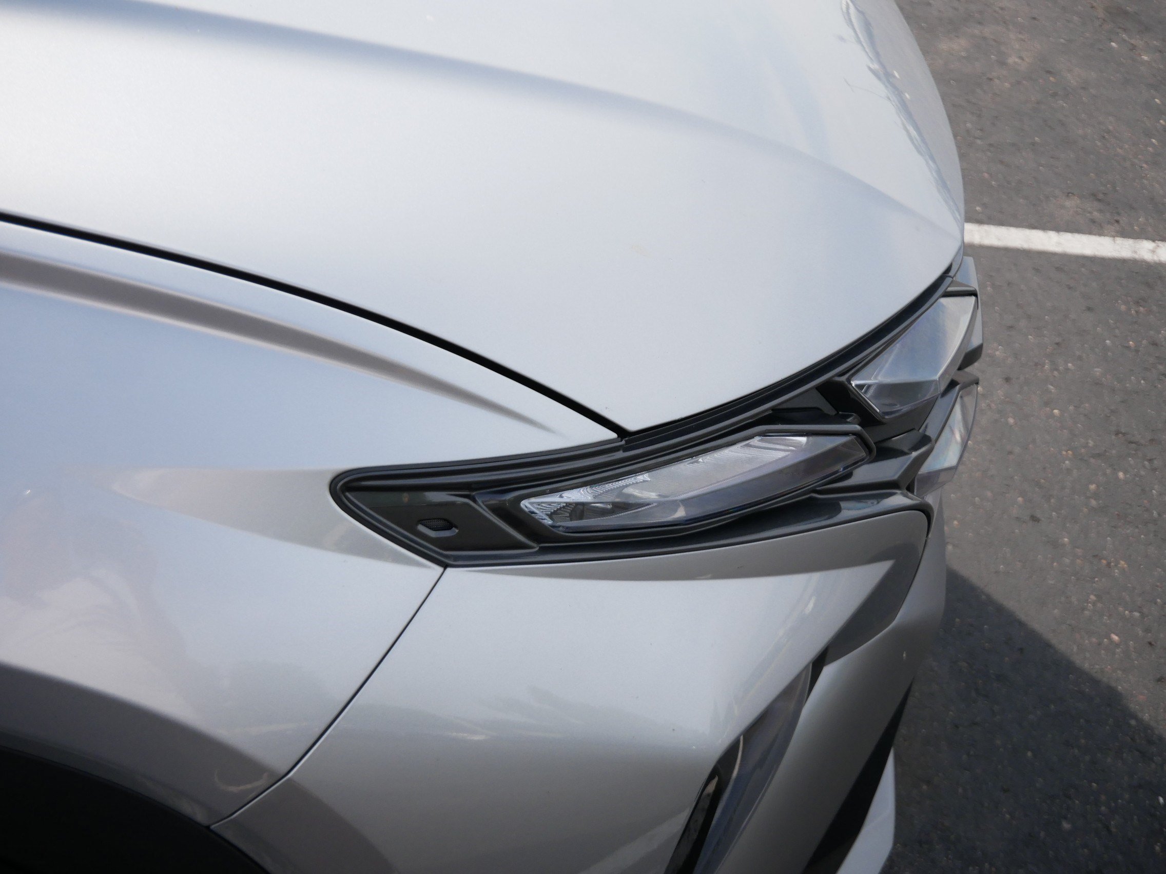 Used 2025 Shimmering Silver Hyundai SEL image 7