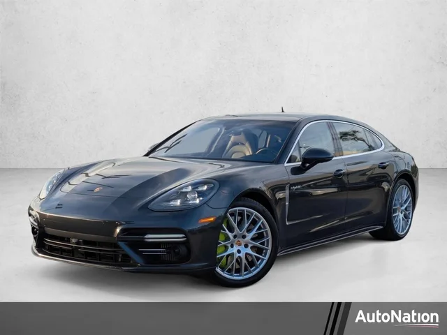 2018 Porsche Panamera Turbo S E-Hybrid Executive