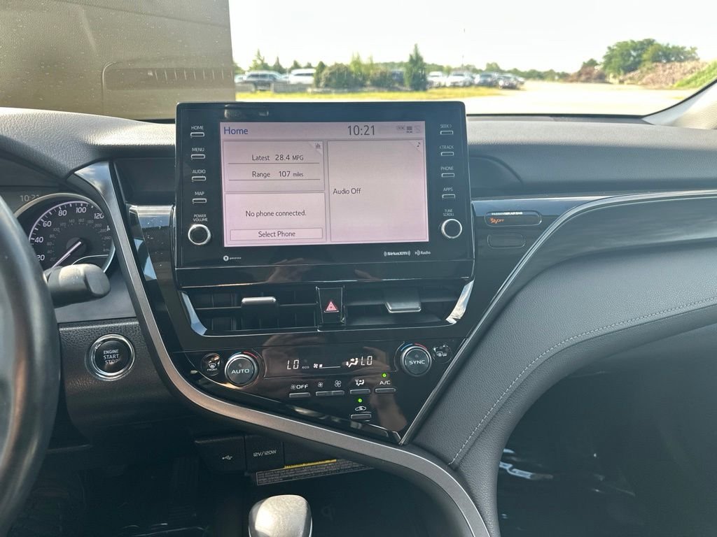 Used 2021 Beige Toyota XLE image 19