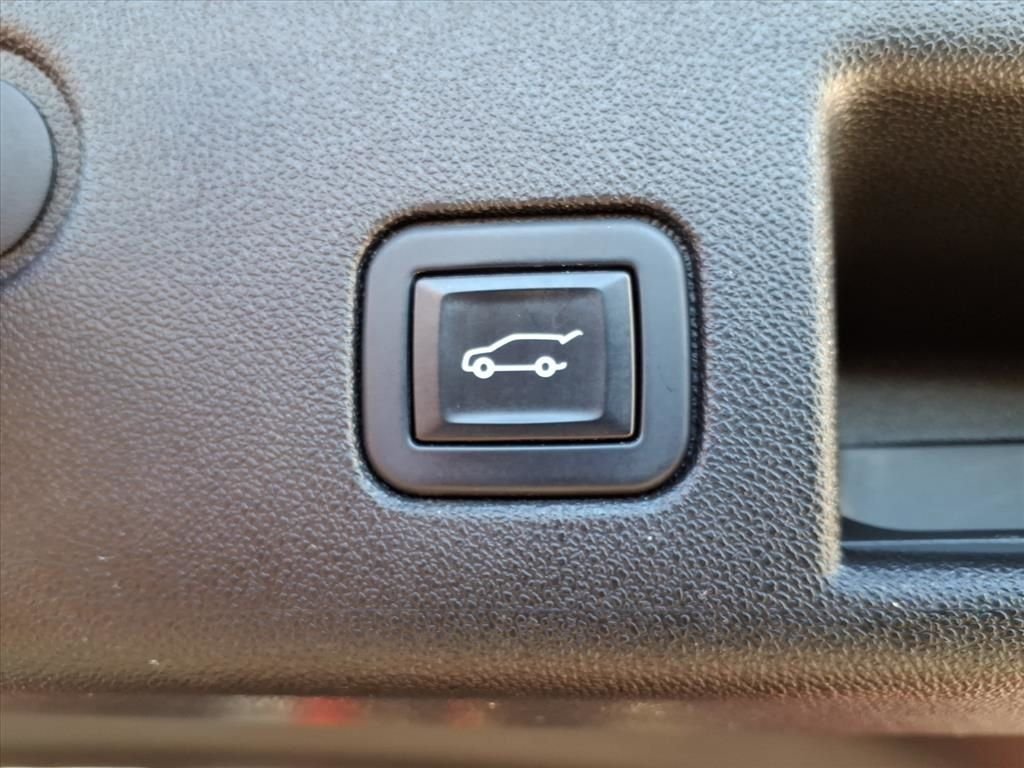 Used 2022 Cherry Red Chevrolet RS AWD W/PANORAMIC SUNROOF image 32