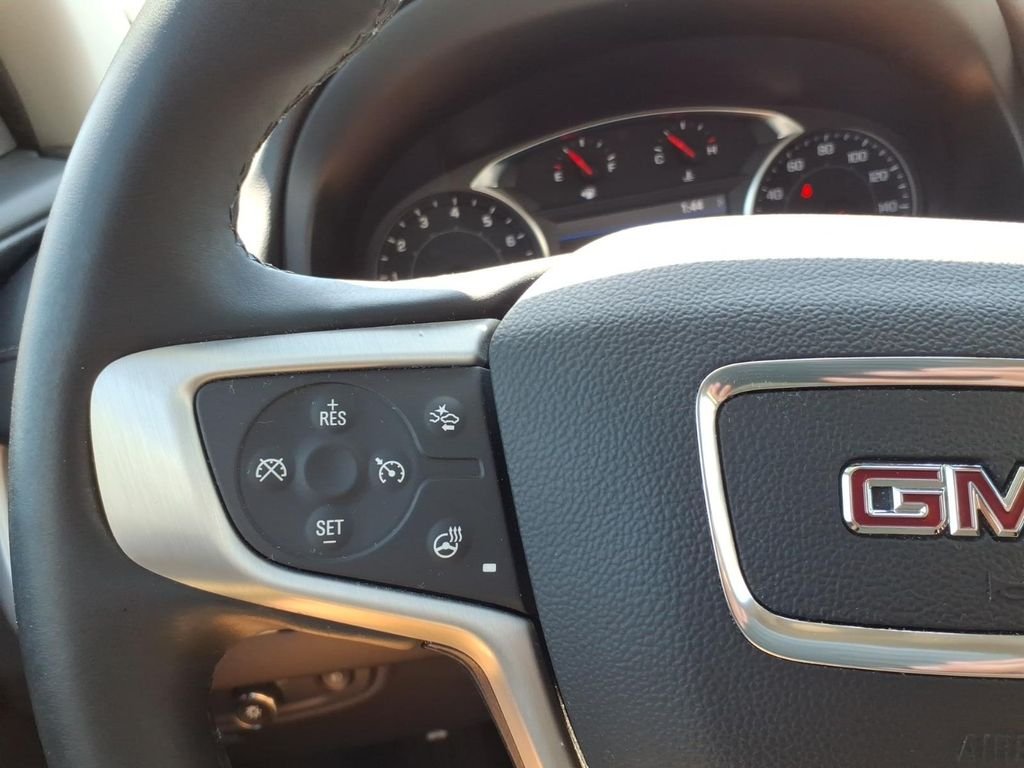 Used 2024 Black GMC SLT image 17