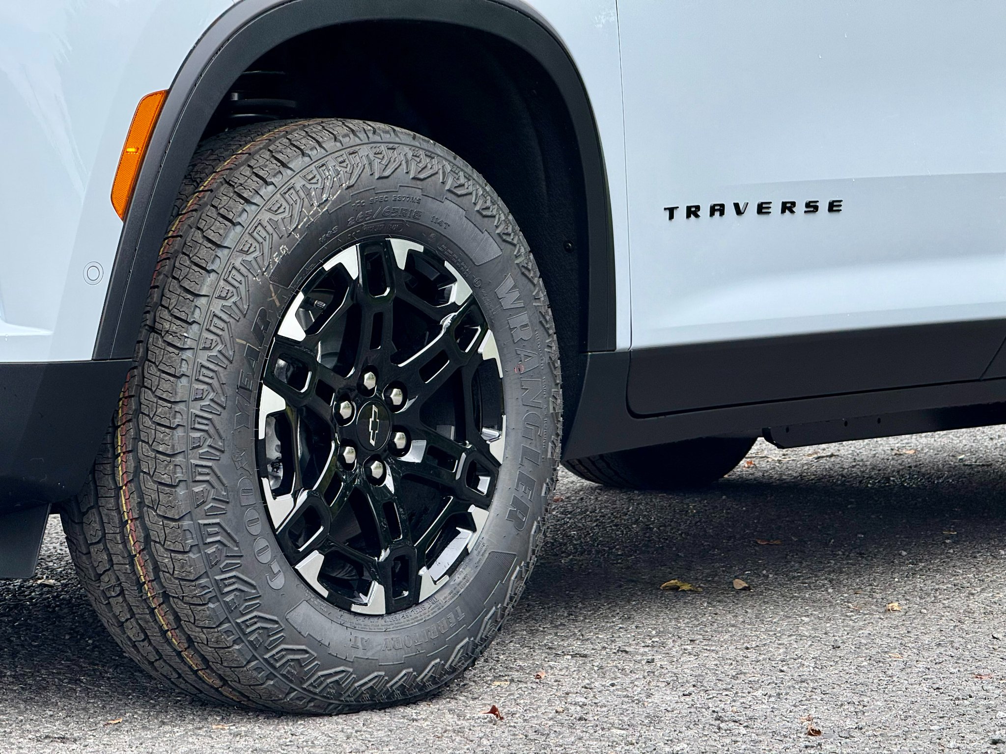 2027 Chevrolet Traverse Z71 - Photo 14