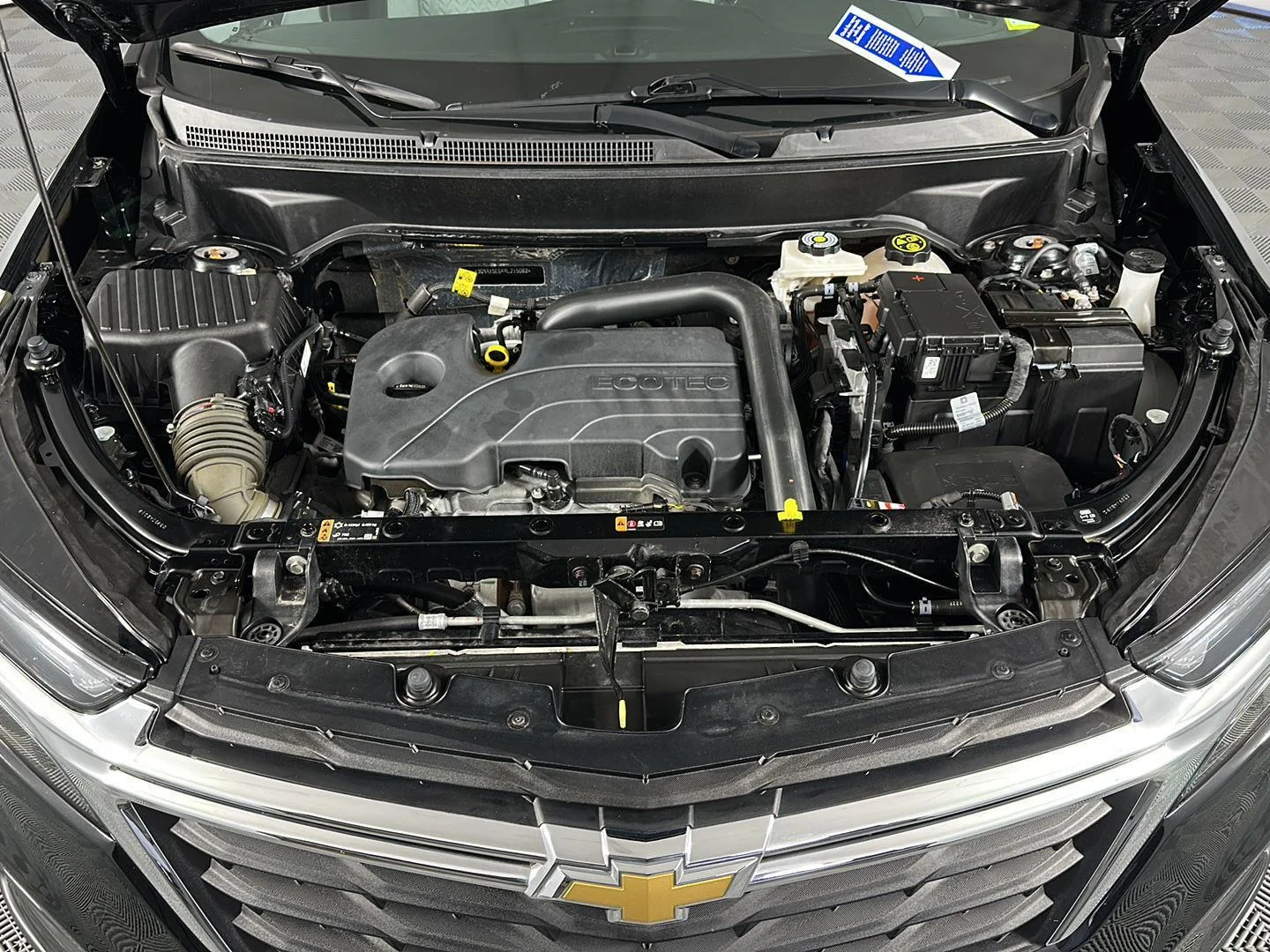 Used 2024 Mosaic Black Metallic Chevrolet  image 11
