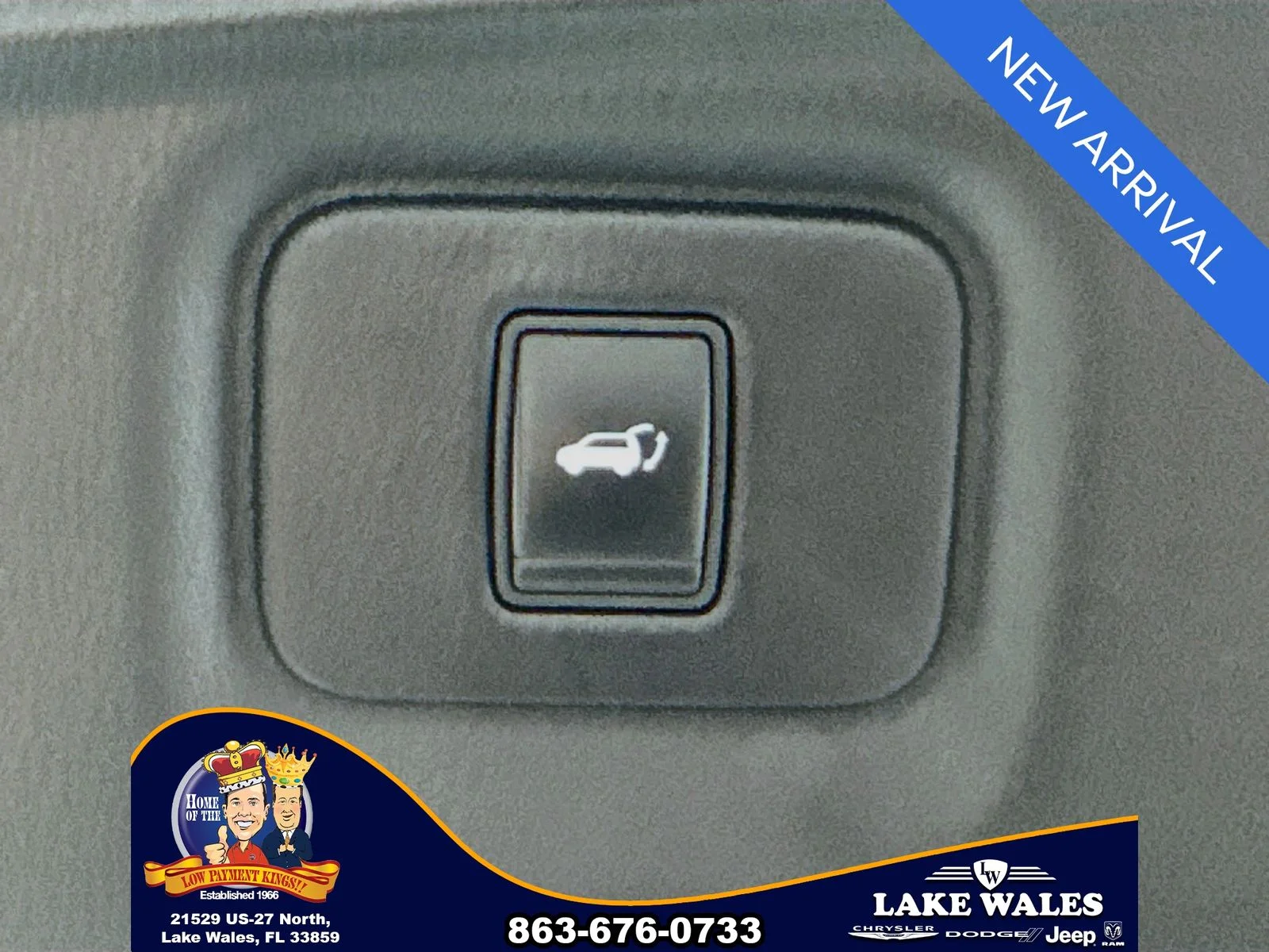 Used 2016 Blue INFINITI Base image 27