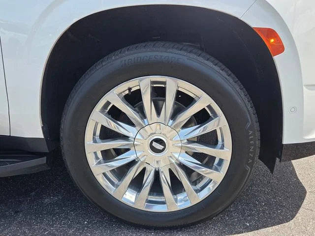 Used 2023 White Cadillac Premium Luxury image 9