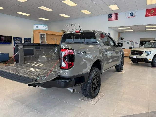 New 2025 Marsh Gray Ford XLT image 29