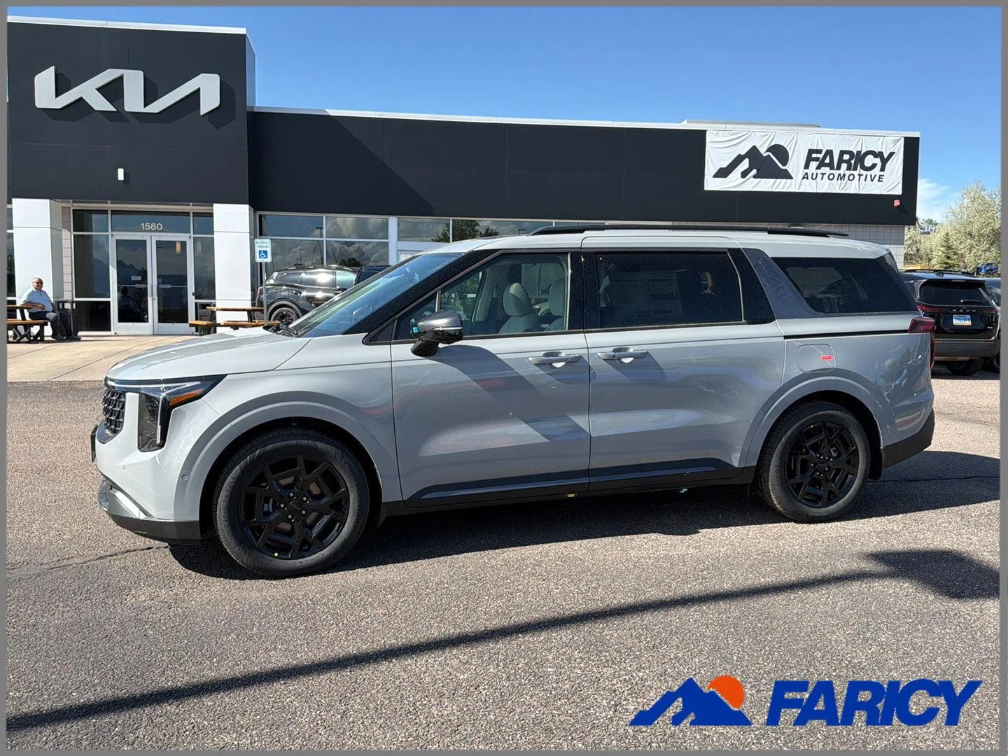 2026 Kia Sedona SX Prestige HEV's photo