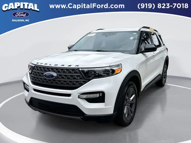 Used 2023 White Ford XLT image 1