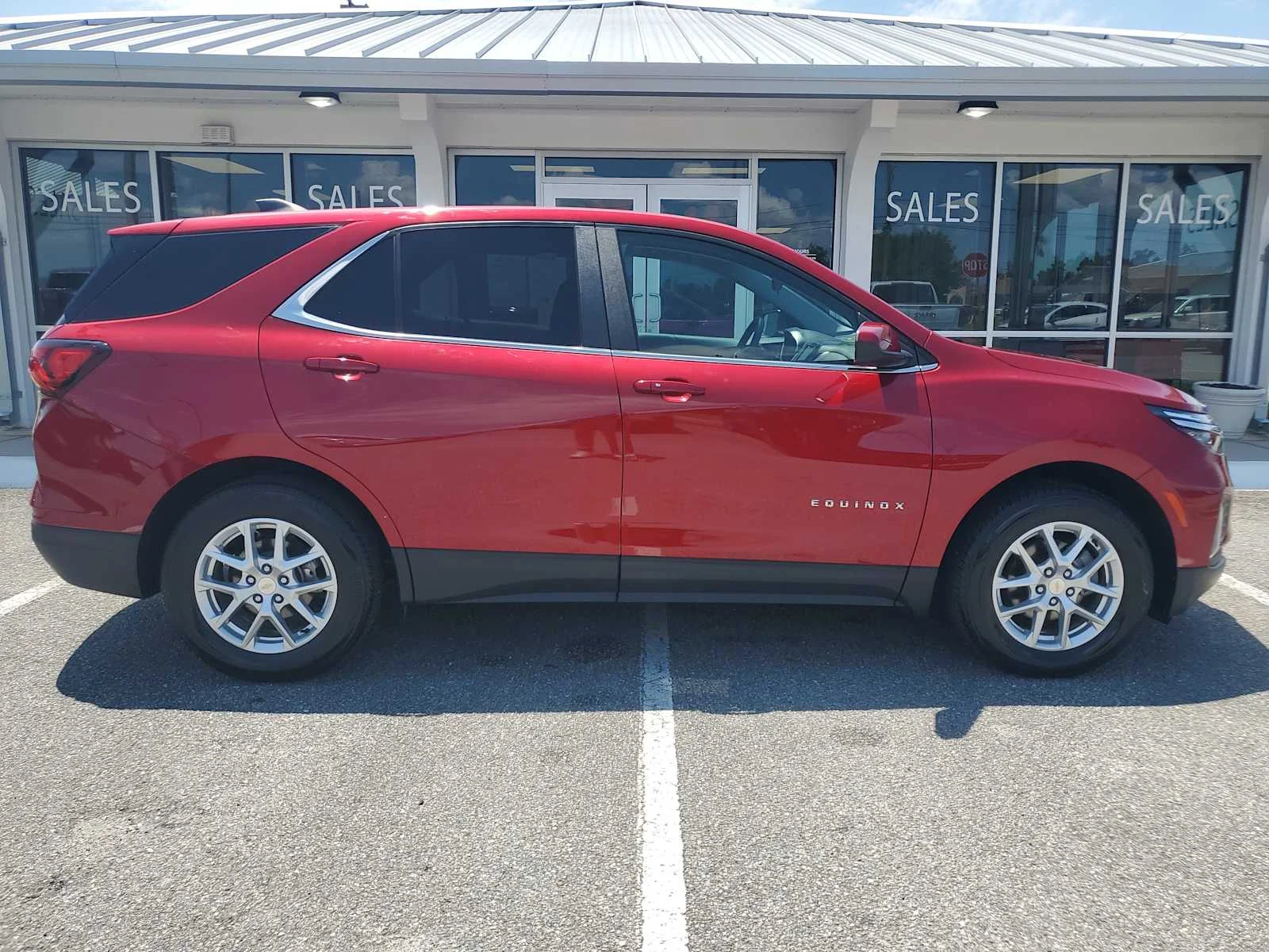 Used 2024 Radiant Red Tintcoat Chevrolet LT image 9