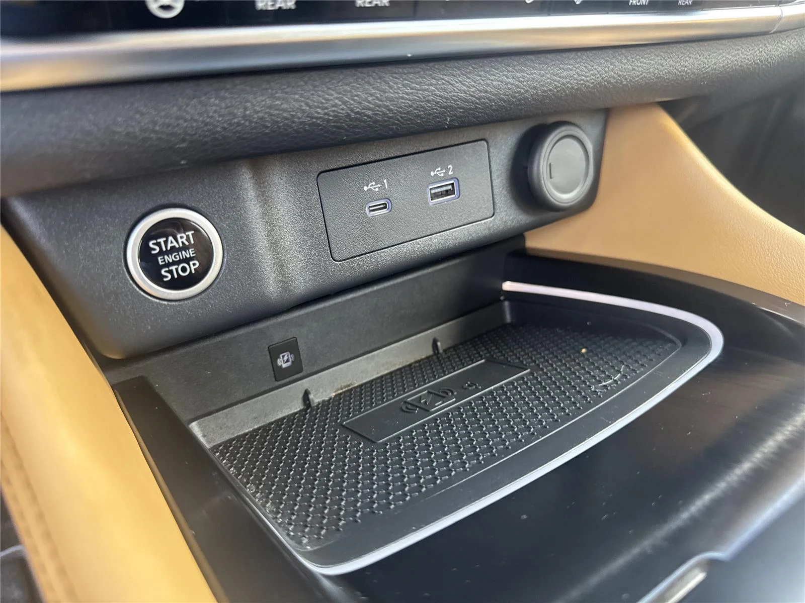 Used 2023 Beige Nissan PLATINUM image 26