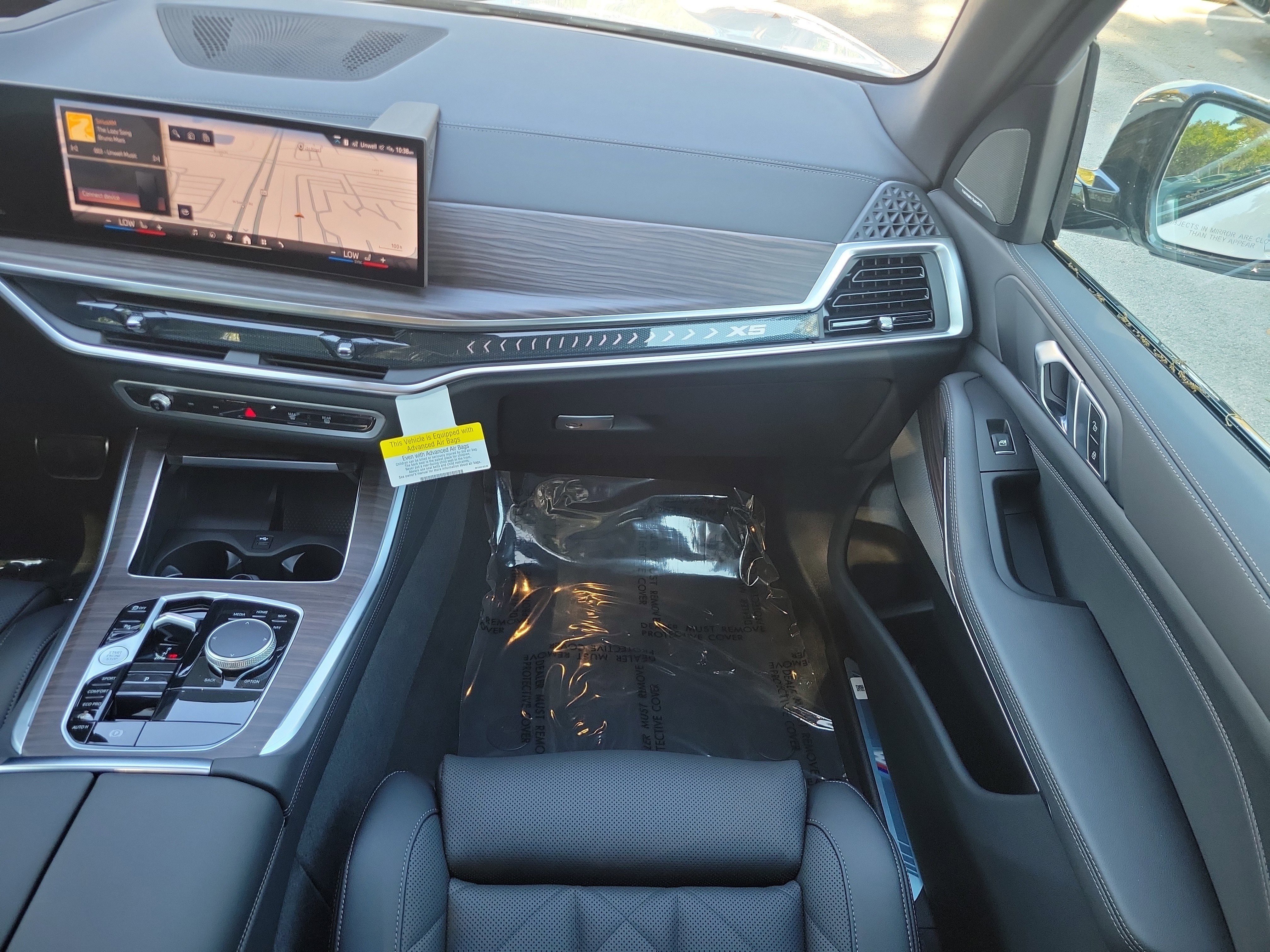New 2026 Alpine White BMW xDrive40i image 17