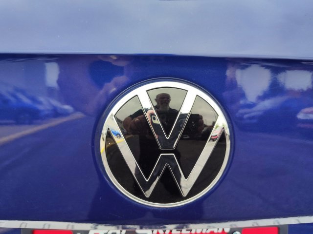 Used 2023 Blue Volkswagen 1.5T SE image 31