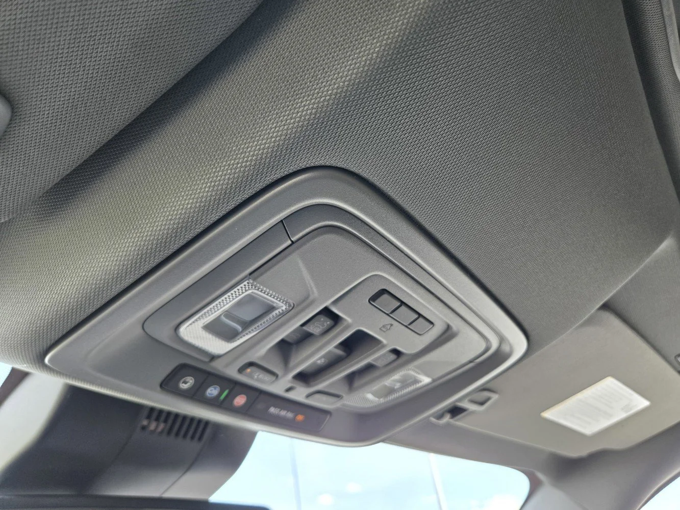 2026 GMC Sierra 1500 SLT - Photo 10