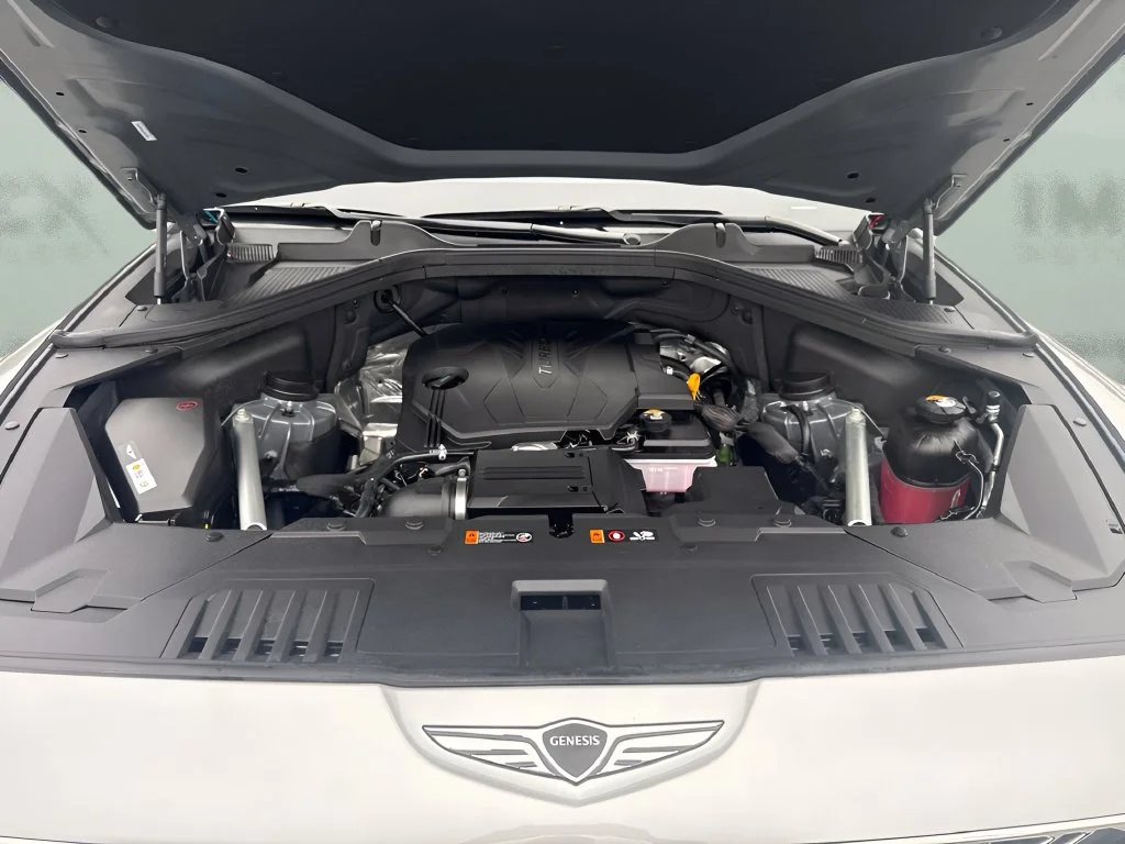 Used 2026 Silver Genesis 2.5T image 30