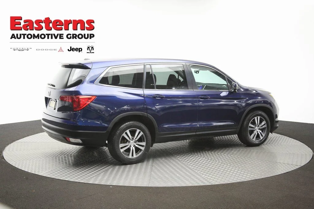 Used 2017 Blue Honda EX-L image 42
