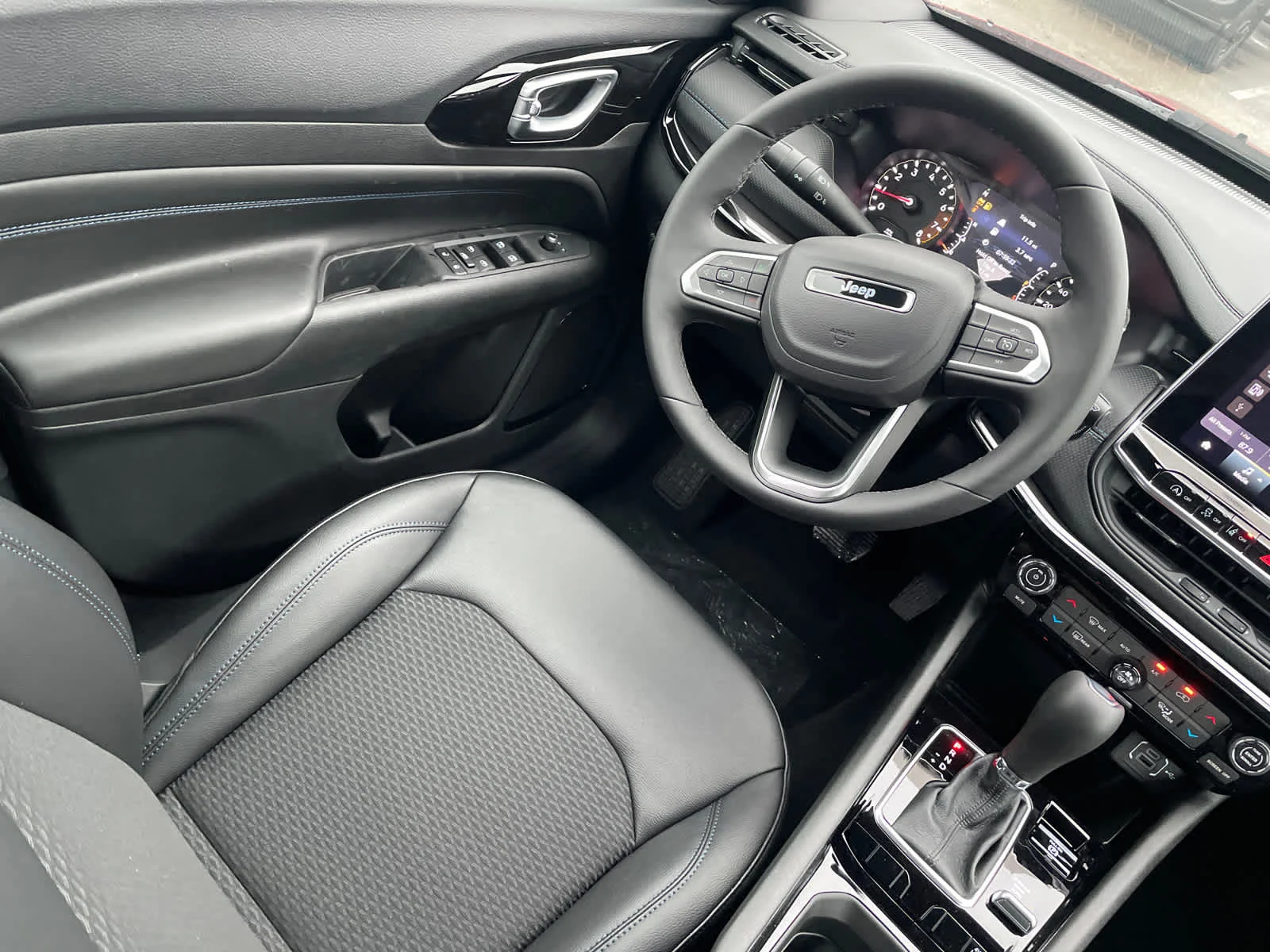 2026 Jeep Compass Altitude - Photo 15
