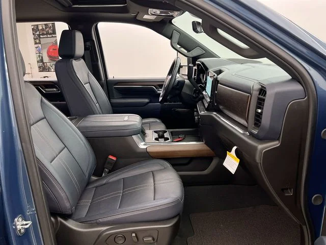 Used 2024 Blue Chevrolet High Country image 15