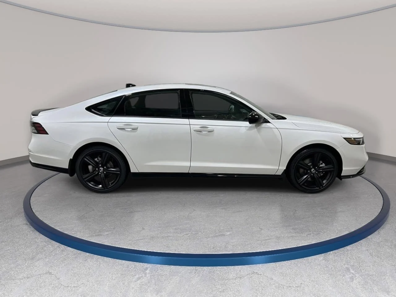 New 2026 Platinum White Pearl Honda Sport-L image 4