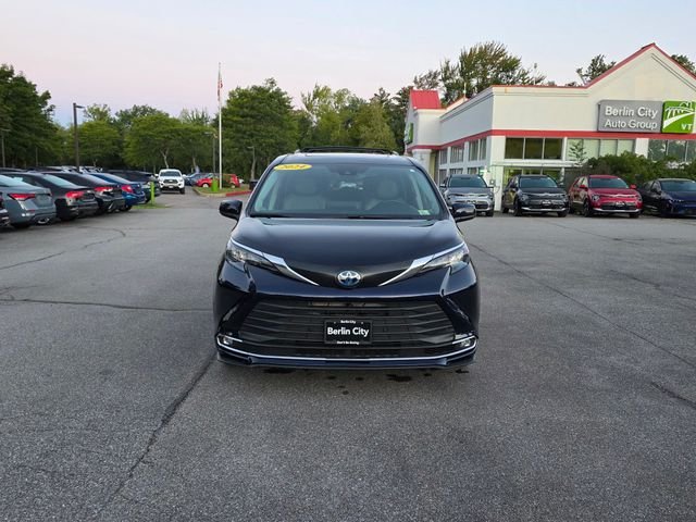 Used 2024 Gray Toyota XLE image 3