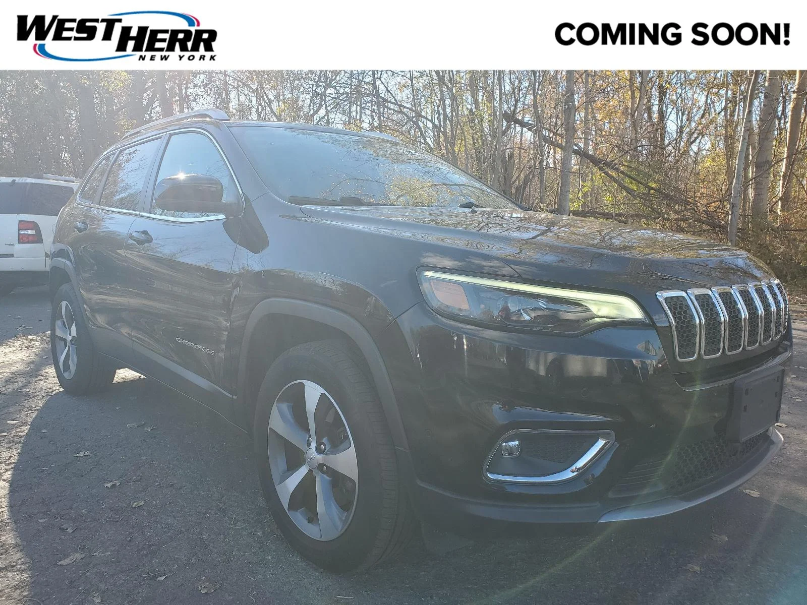 Used 2021 Diamond Black Crystal Pearlcoat Jeep Limited image 1