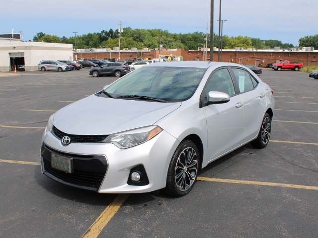 Used 2016 Toyota Corolla S Plus with VIN 2T1BURHE1GC556304 for sale in North Olmsted, OH