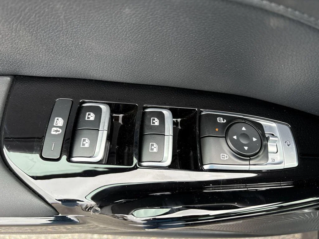 2025 Kia K5 EX - Photo 15