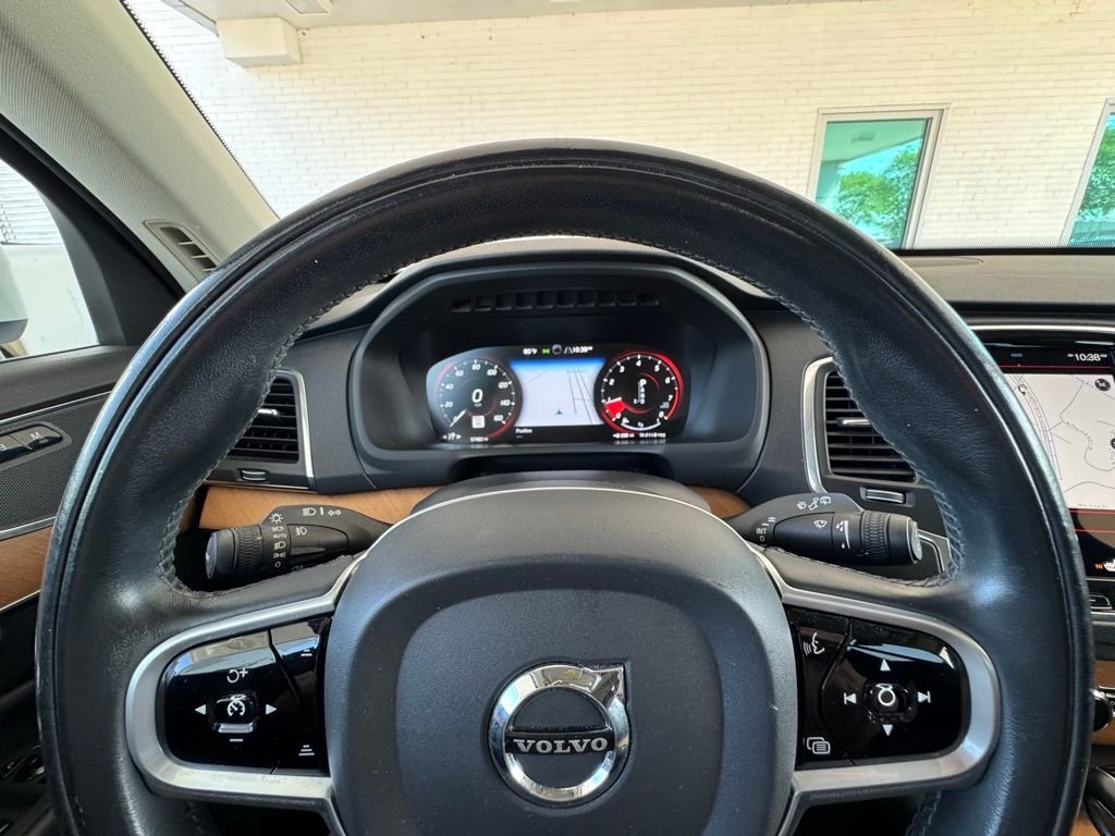 Used 2021  Volvo T6 Momentum image 34