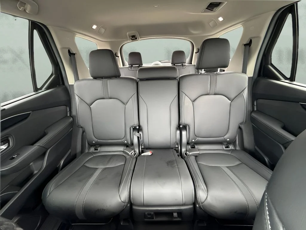 Used 2026 Black Honda EX-L image 6