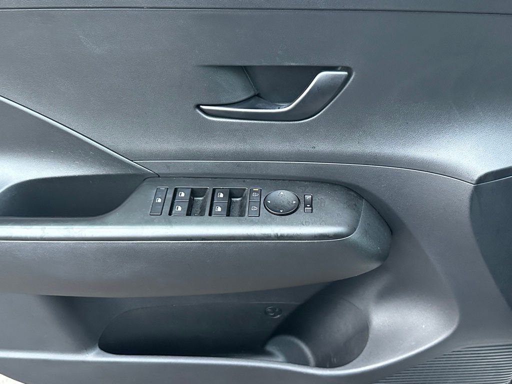 2024 Hyundai Kona SEL - Photo 9