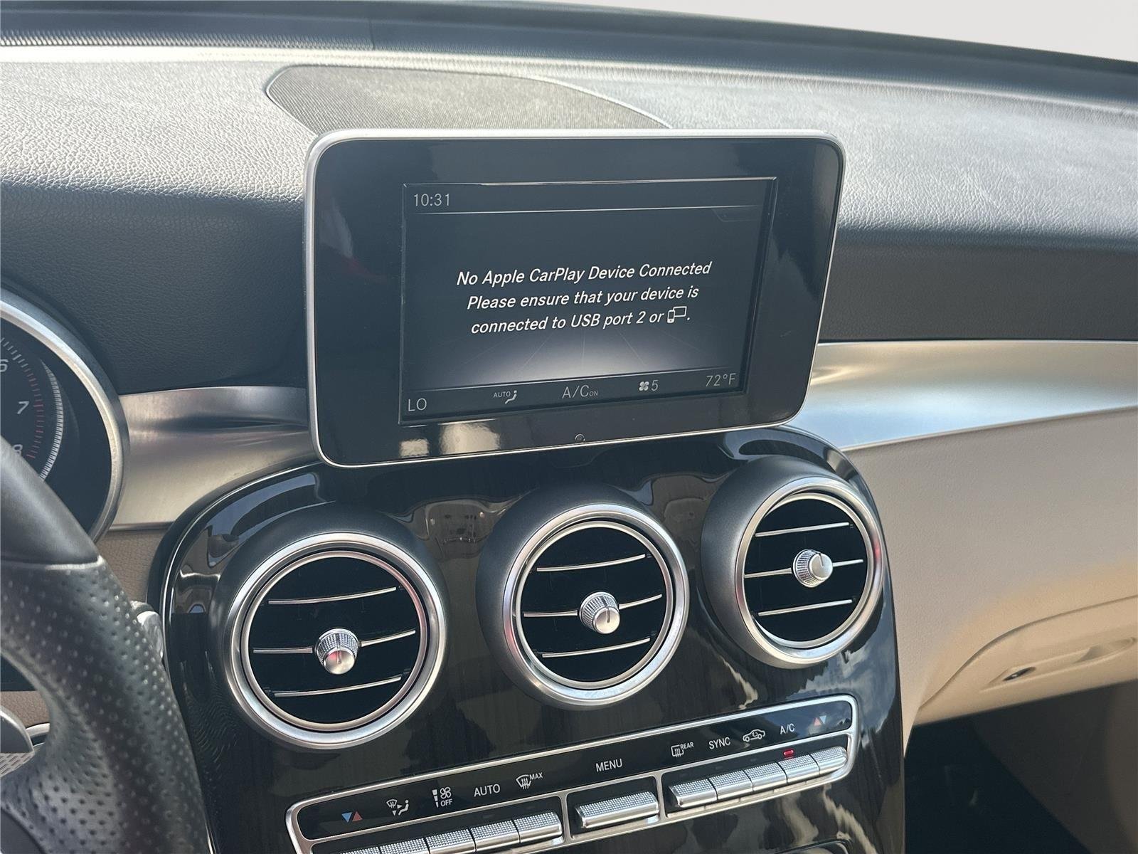 Used 2019 Polar White Mercedes-Benz GLC 300 image 15