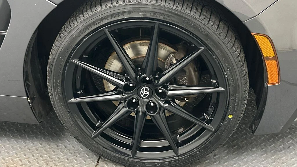Used 2022  Toyota Premium image 19