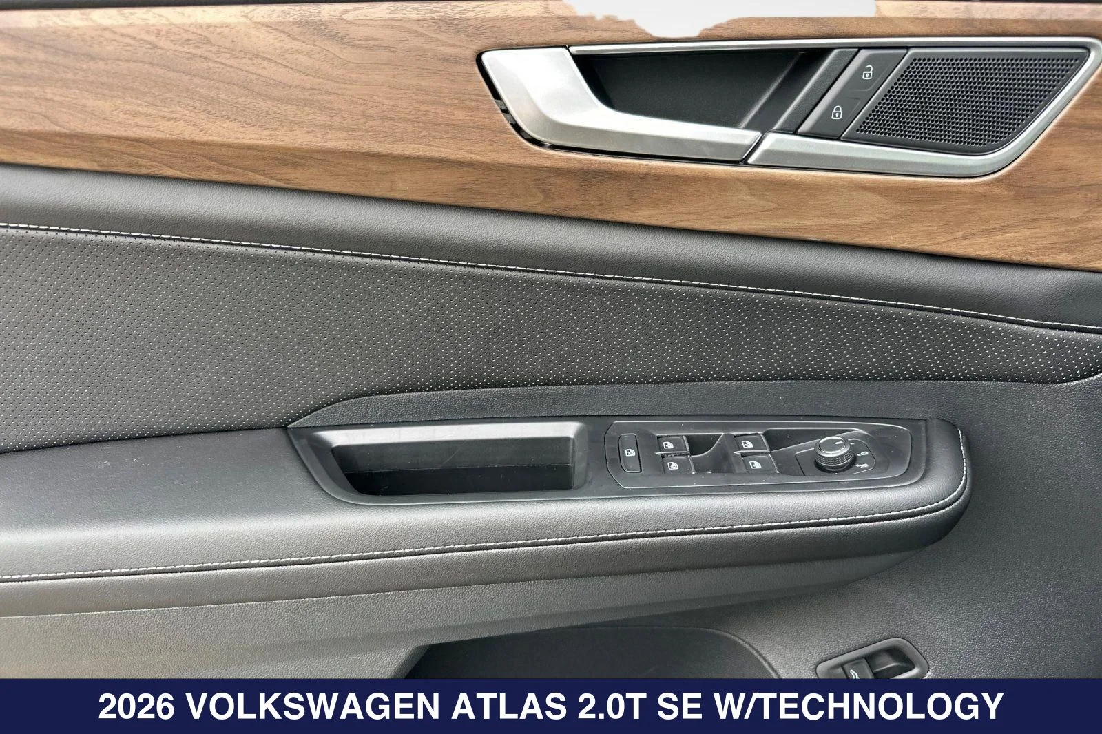 2026 Volkswagen Atlas SE w/Tech - Photo 10