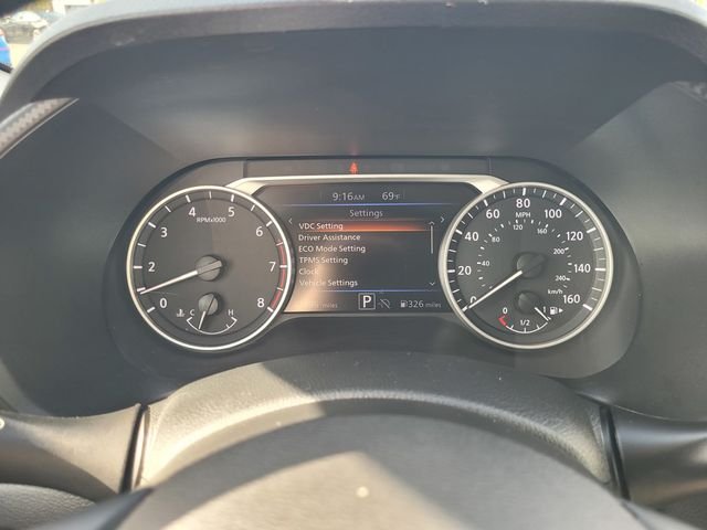 Used 2025 Gray Nissan SV image 29