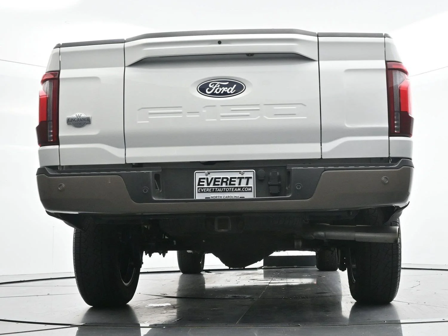 Used 2026 Star White Metallic Tri-coat Ford King Ranch image 51